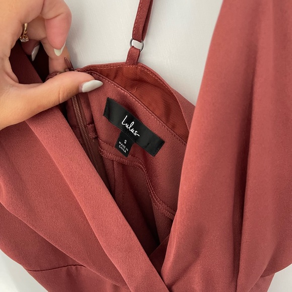 Lulu’s Look of Luxe Rusty Rose Satin Asymmetrical Wide-Leg Jumpsuit Small - Picture 5 of 6